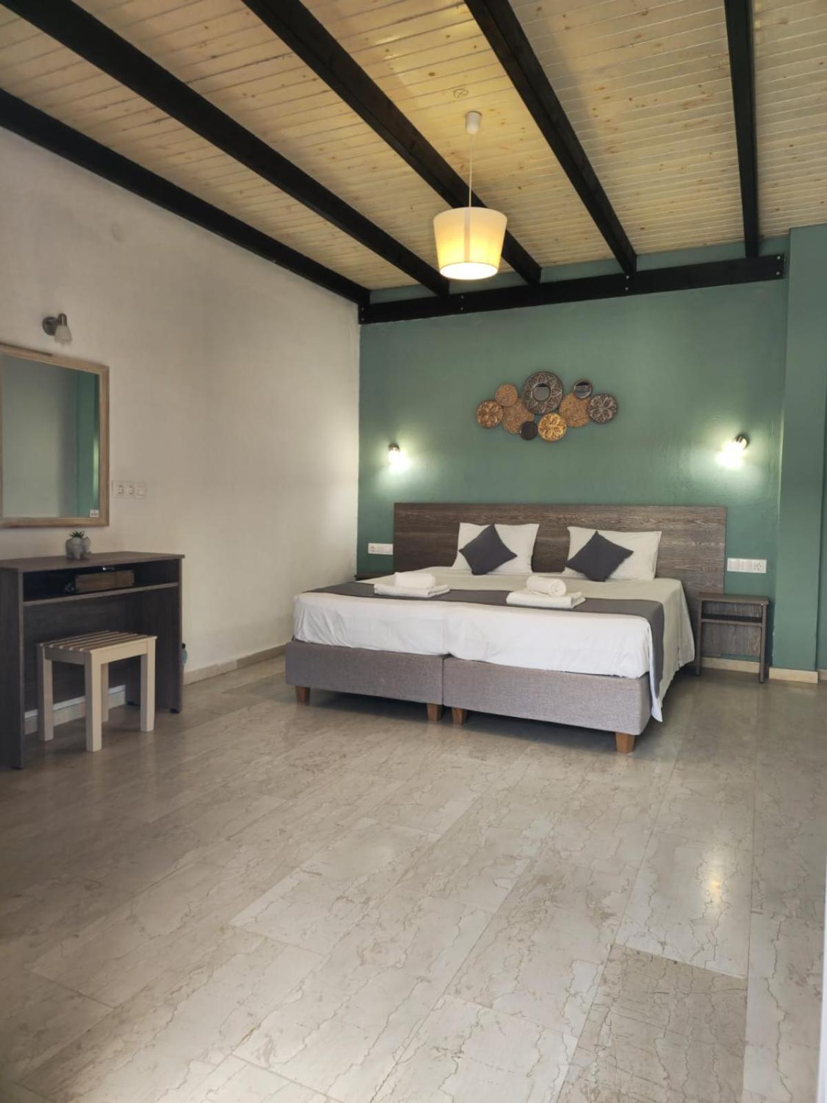 Gardelis Gardens Appartement Benitses  Kamer foto